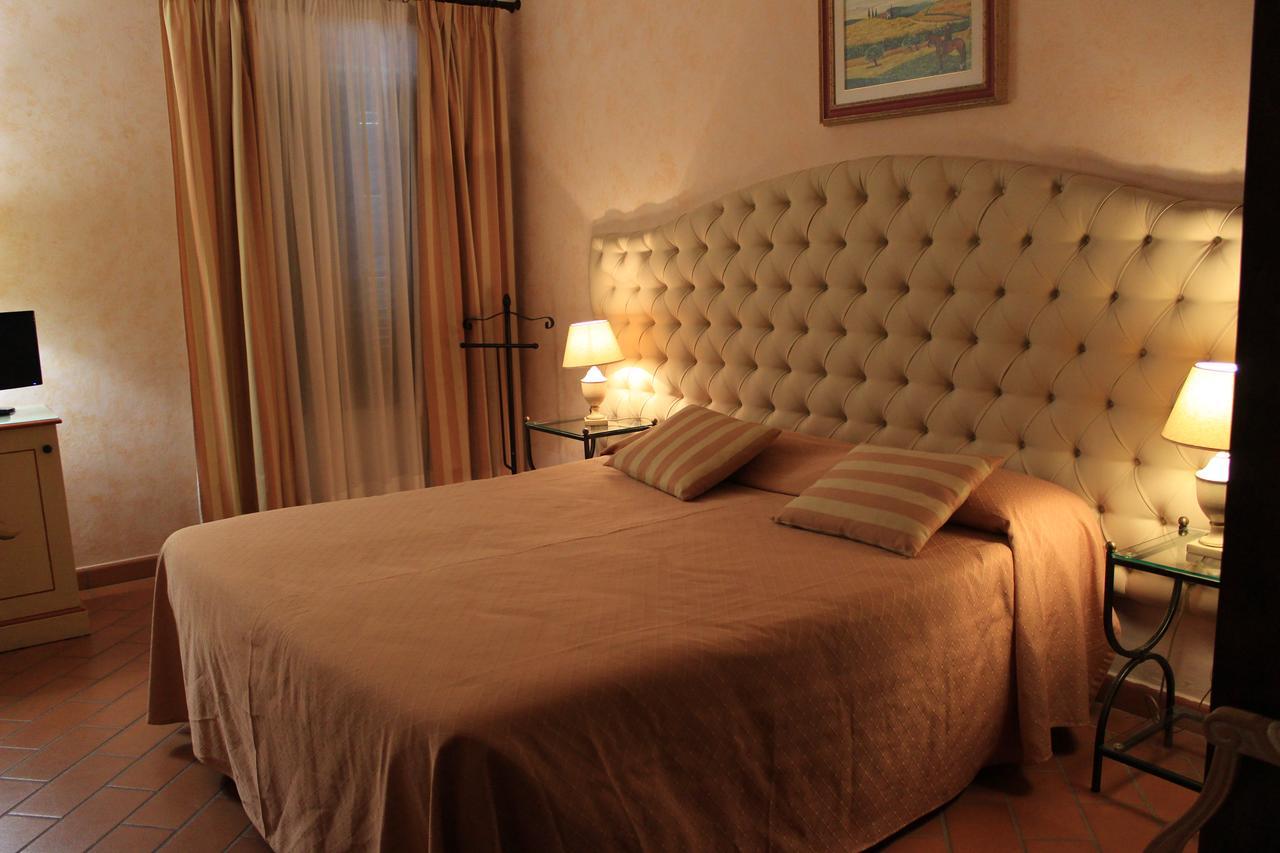 Il Colombaio Winery & Rooms 蒙特里久尼 外观 照片