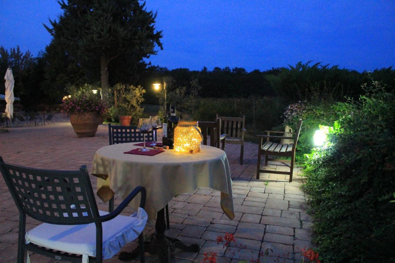 Il Colombaio Winery & Rooms 蒙特里久尼 外观 照片