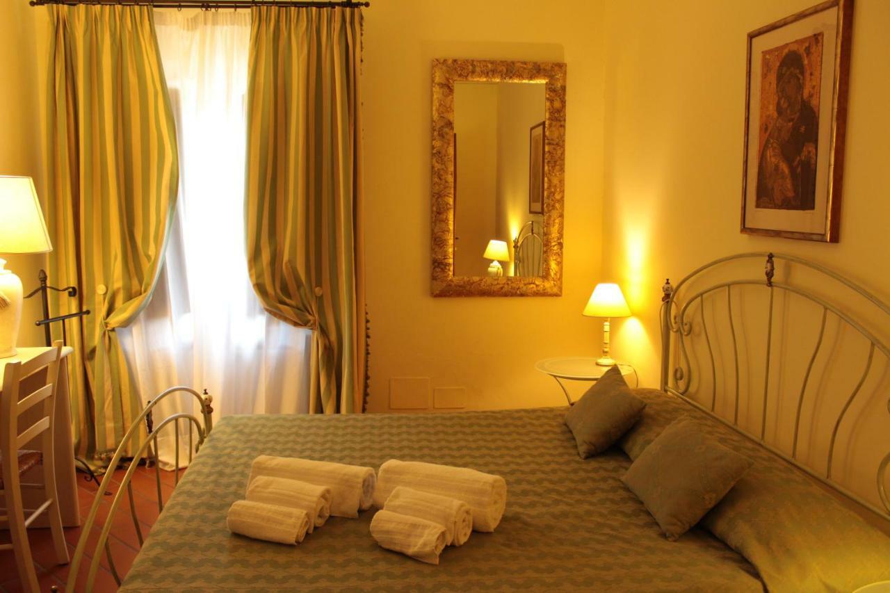 Il Colombaio Winery & Rooms 蒙特里久尼 外观 照片
